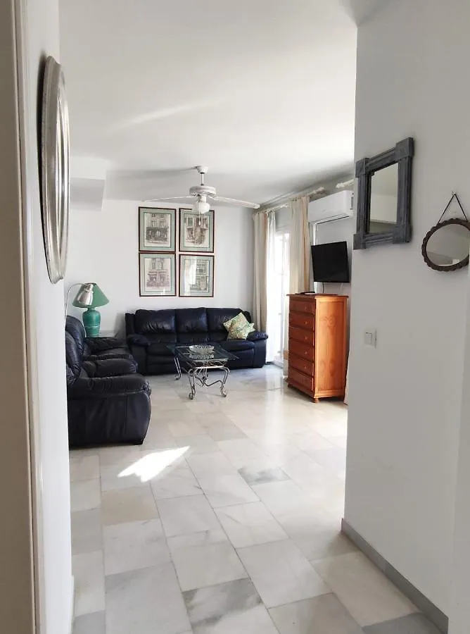 Spaciously Cosy Apartment 5B Close To Beach Nerja Spain
