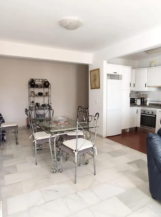 Spaciously Cosy Apartment 5B Close To Beach Nerja