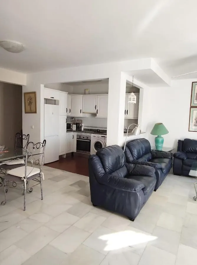 Spaciously Cosy Apartment 5B Close To Beach Nerja