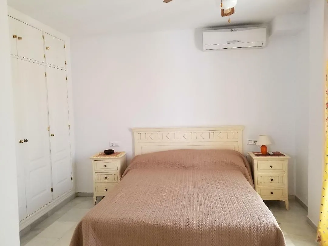 Spaciously Cosy Apartment 5B Close To Beach Nerja
